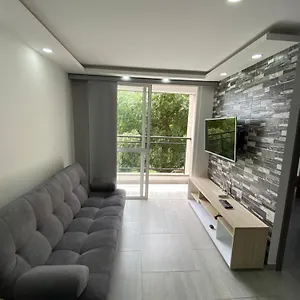 https://hermoso-para-estrenar.cali-hotels.com